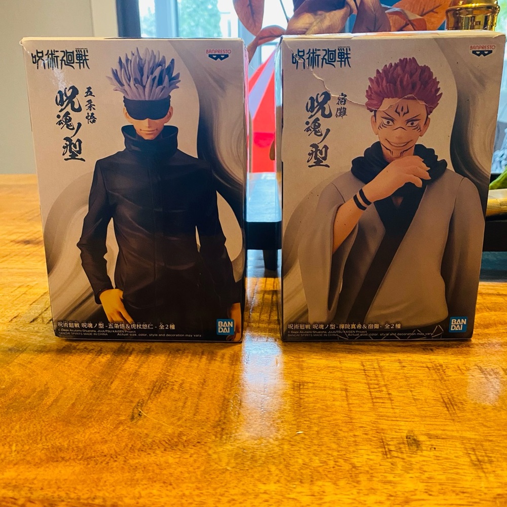 Jujutsu Kaisen Gojo and Sukuna Figures
